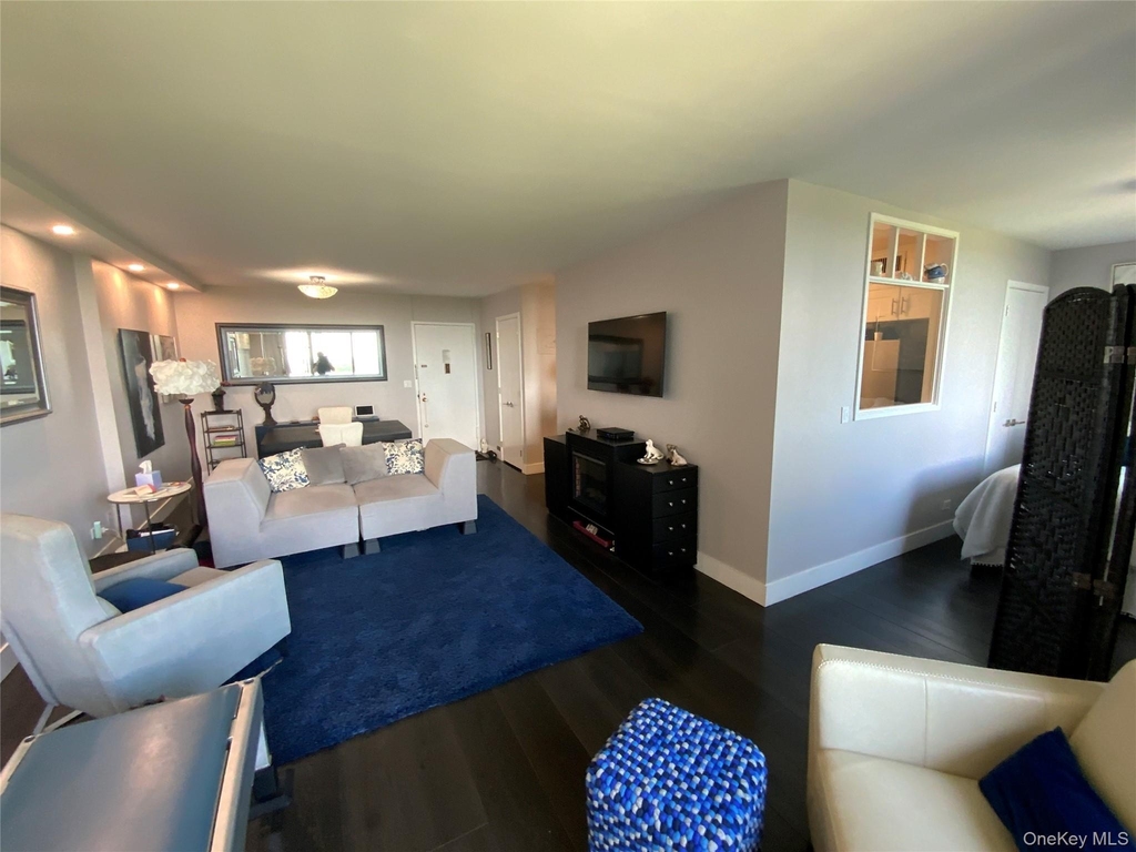 27010 Grand Central Parkway - Photo 1