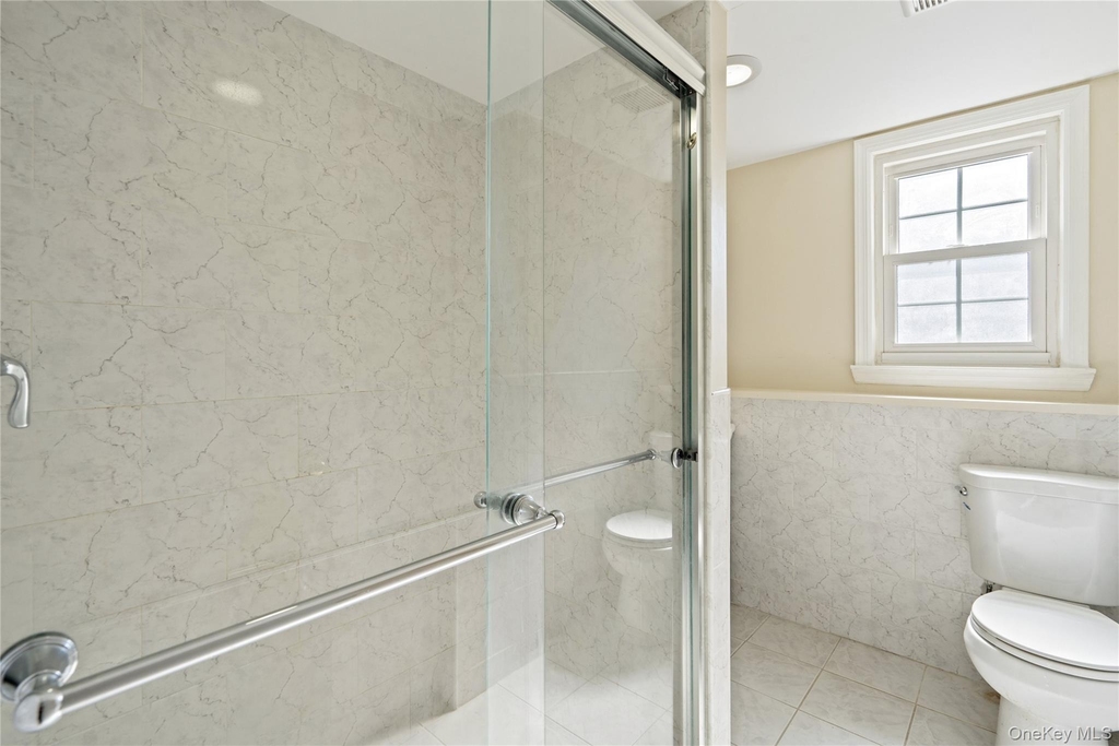 445 S Wellwood Avenue - Photo 7