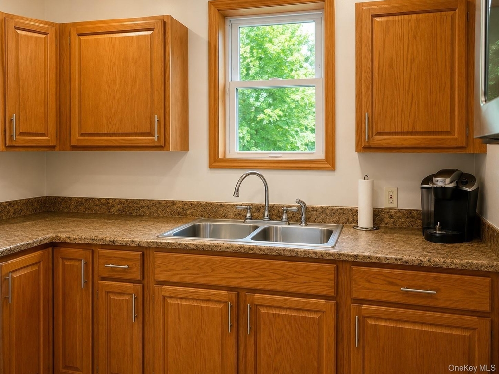 27 Midway Drive - Photo 4