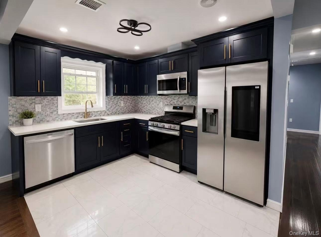 24813 139th Avenue - Photo 2