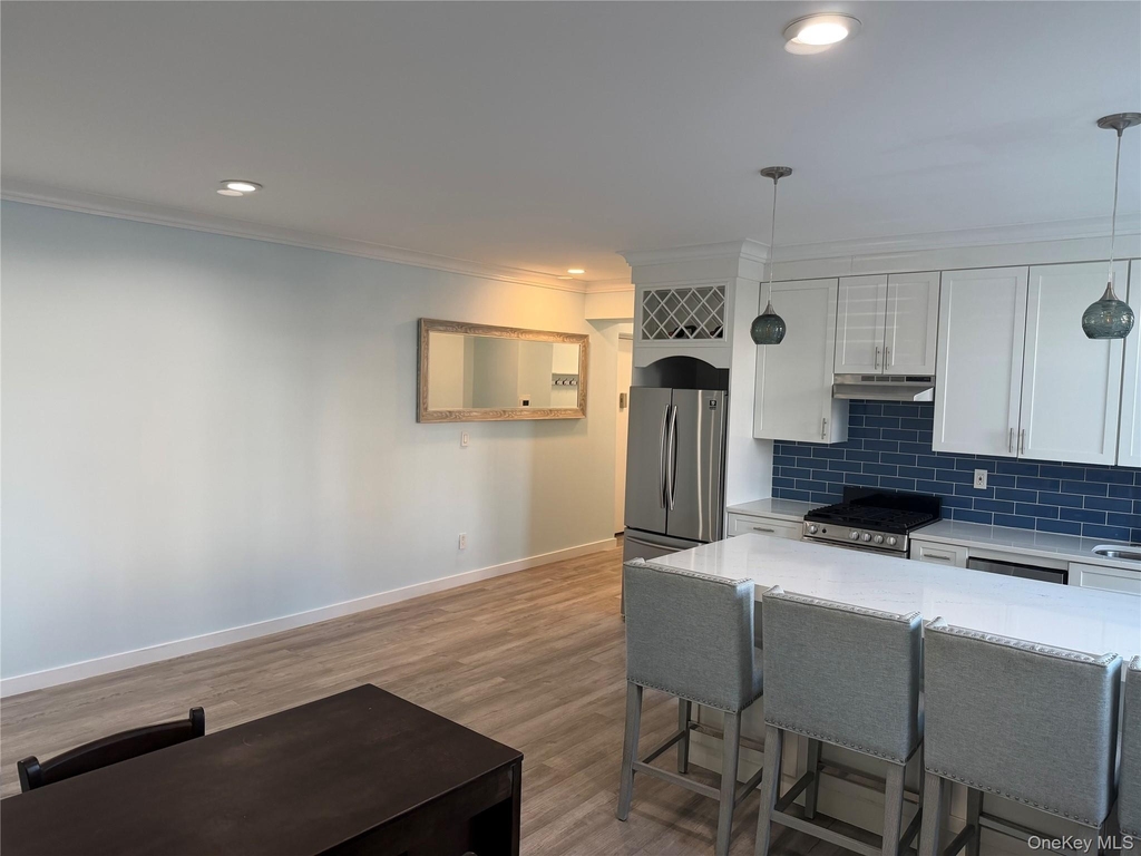 25 W Broadway - Photo 5