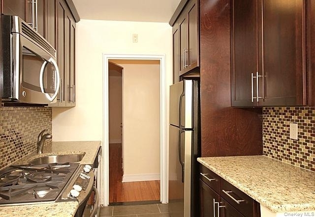 160 S Middle Neck Road - Photo 5