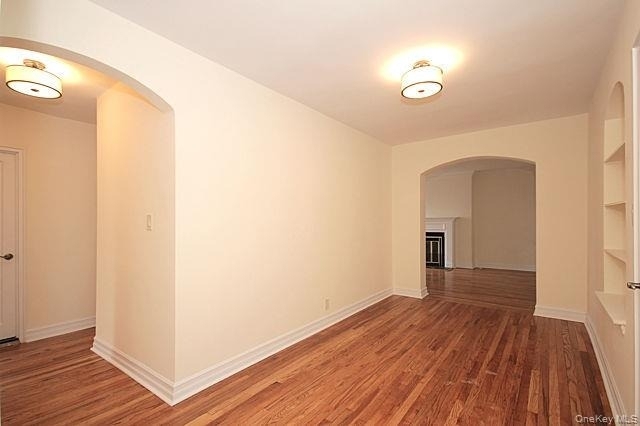 160 S Middle Neck Road - Photo 3