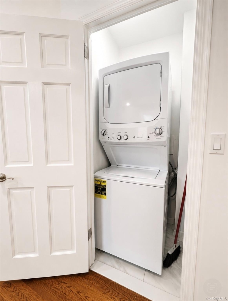 57 7th Street - Photo 10