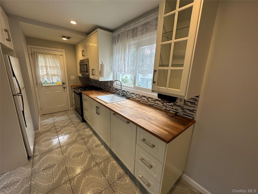 5 Ashwood Road - Photo 4
