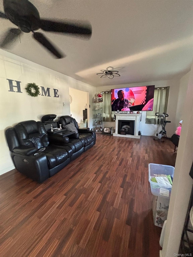 938 Scherger Avenue - Photo 2