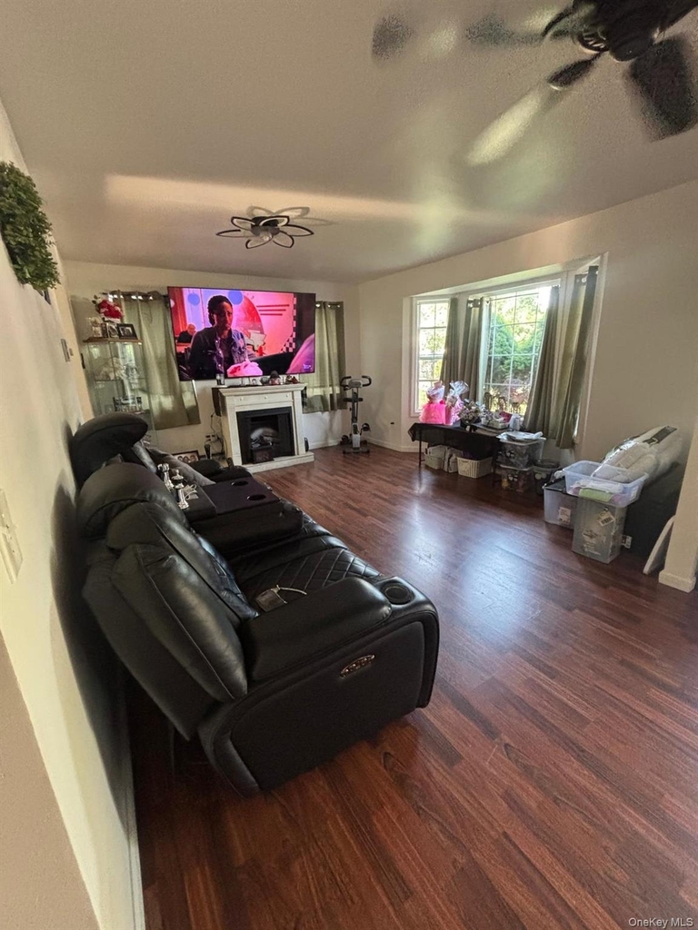 938 Scherger Avenue - Photo 1