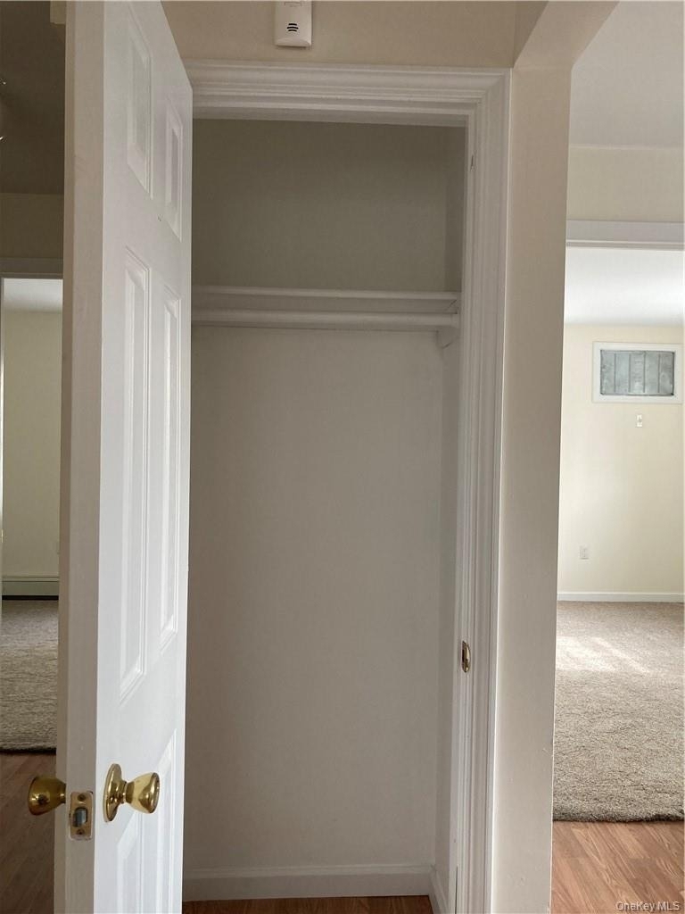 211 Mary Lou Avenue - Photo 2