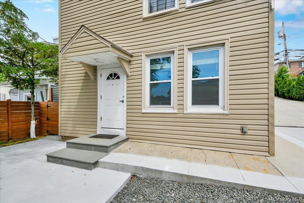 23 Colin Street - Photo 4