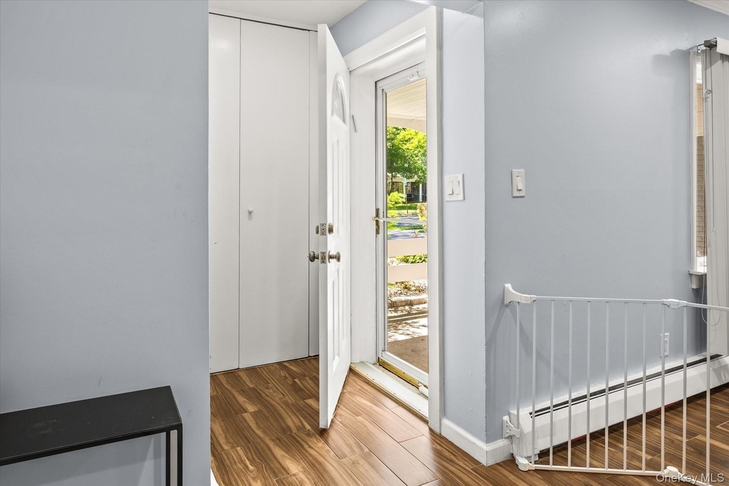 55 Warwick Road - Photo 4