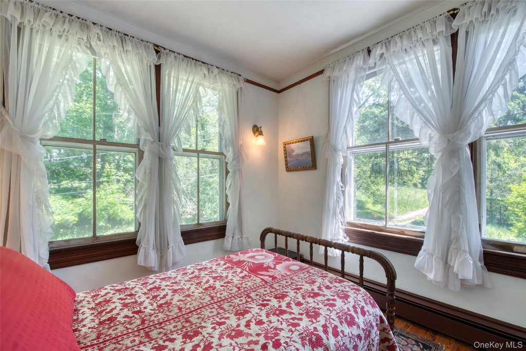 100 Maple Lane - Photo 16