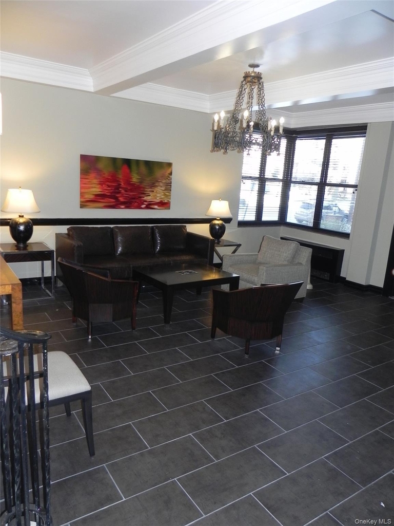 160 S Middle Neck Road - Photo 2