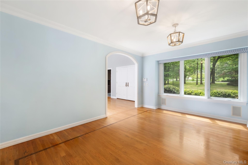 3 Breckenridge Road - Photo 3