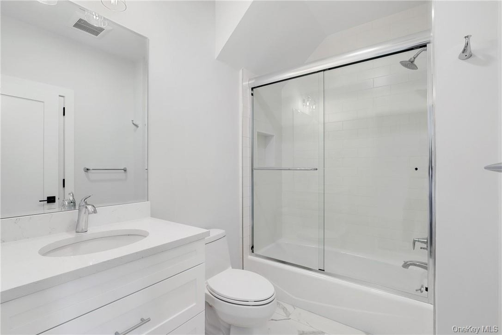 447 Warburton Avenue - Photo 12
