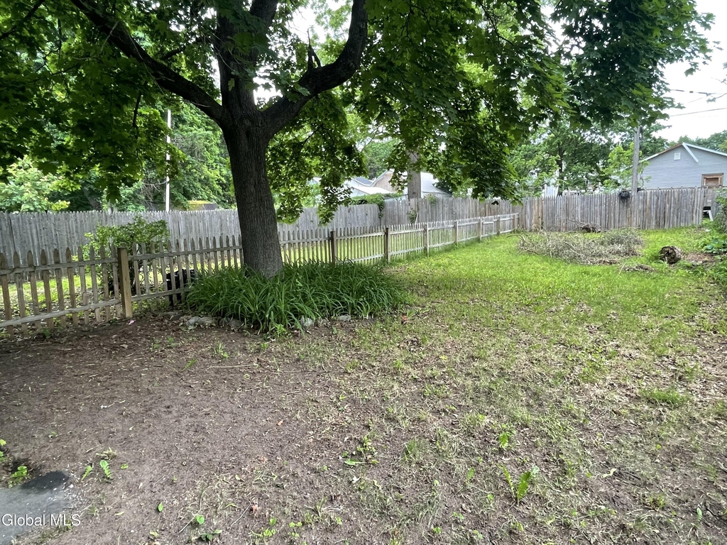 26 Grand Street - Photo 11