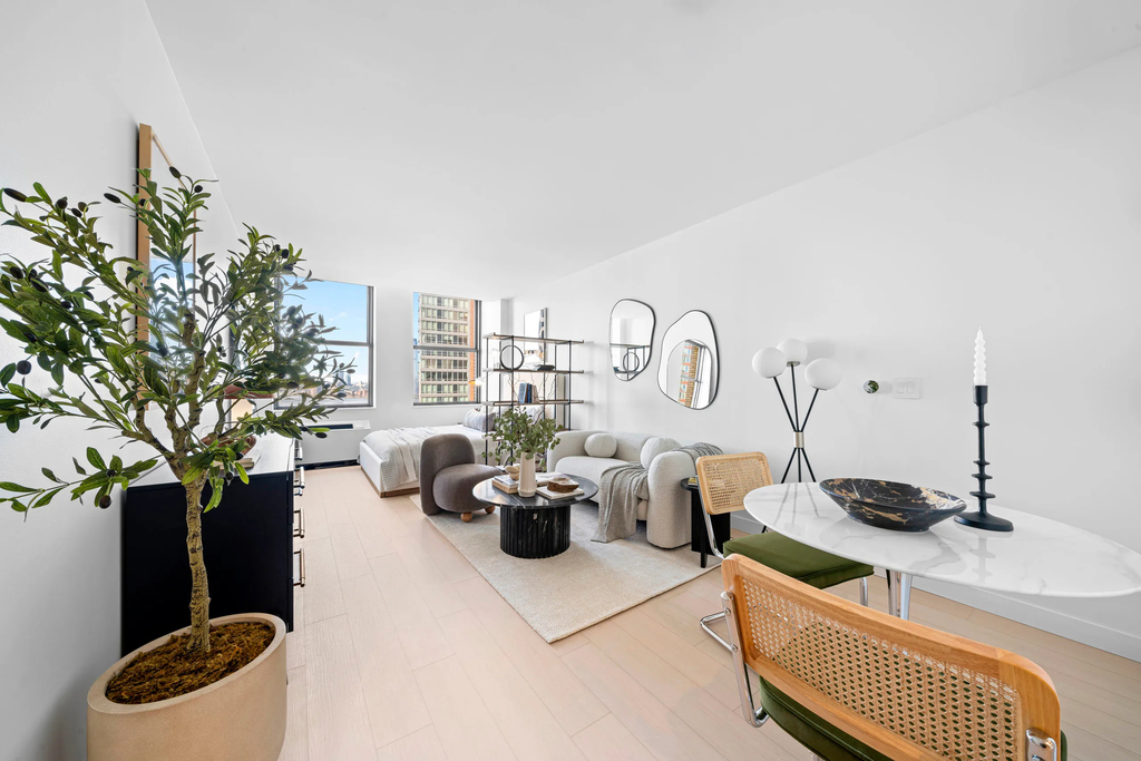 1 West Street - Photo 8