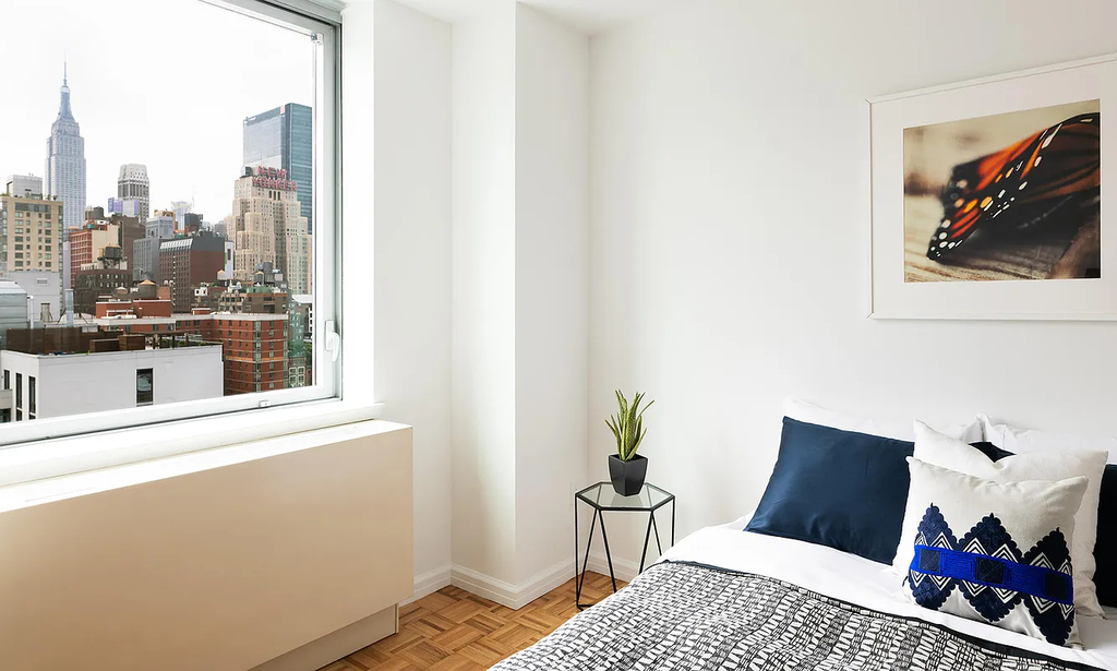 455 West 37th Street - Photo 3
