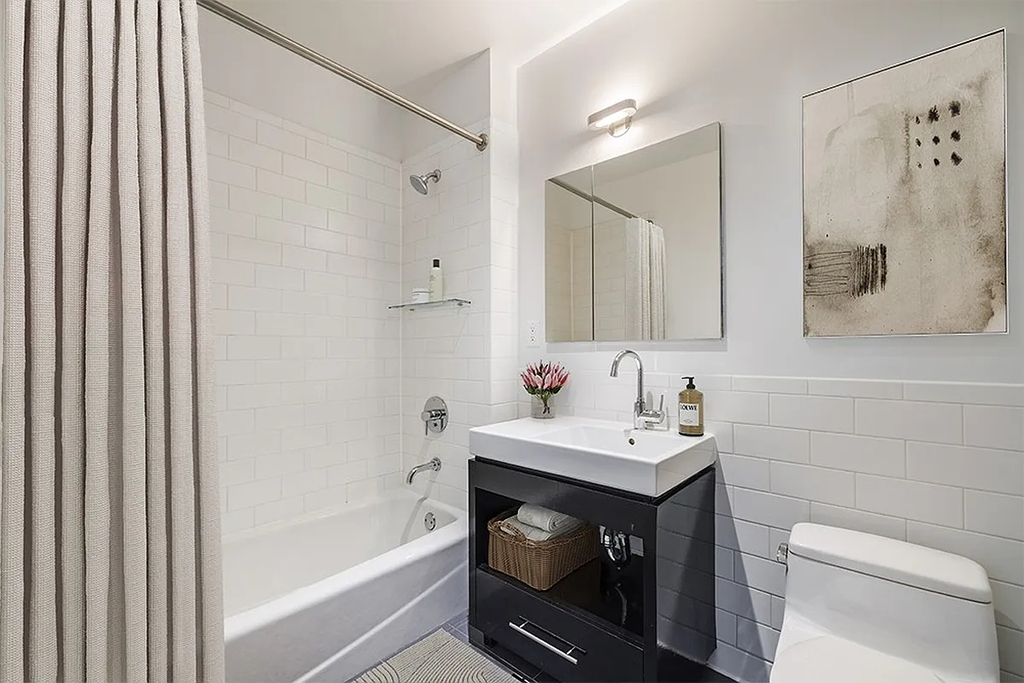 550 West 54th Street - Photo 6
