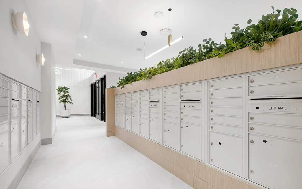 554 West 46th Street - Photo 11