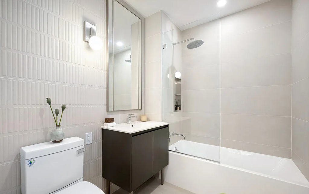 554 West 46th Street - Photo 5