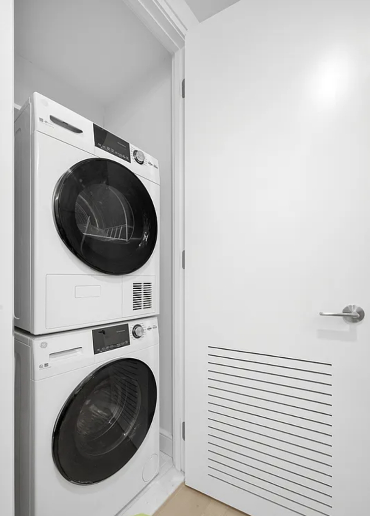 554 West 46th Street - Photo 6