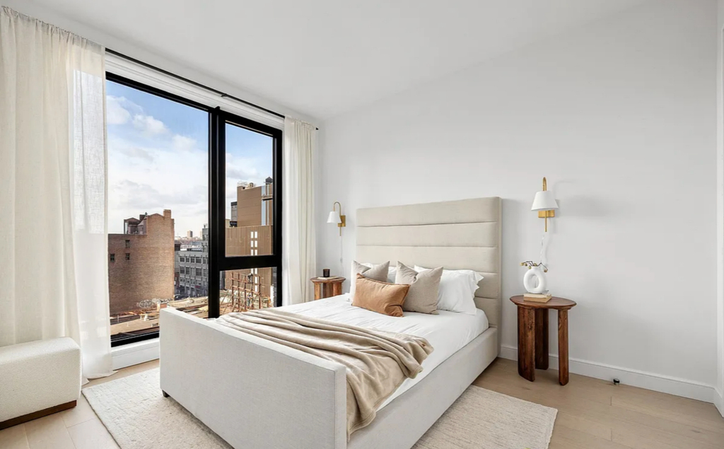 554 West 46th Street - Photo 2