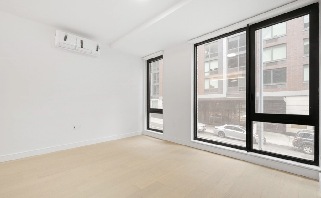 555 West 45th Street - Photo 2