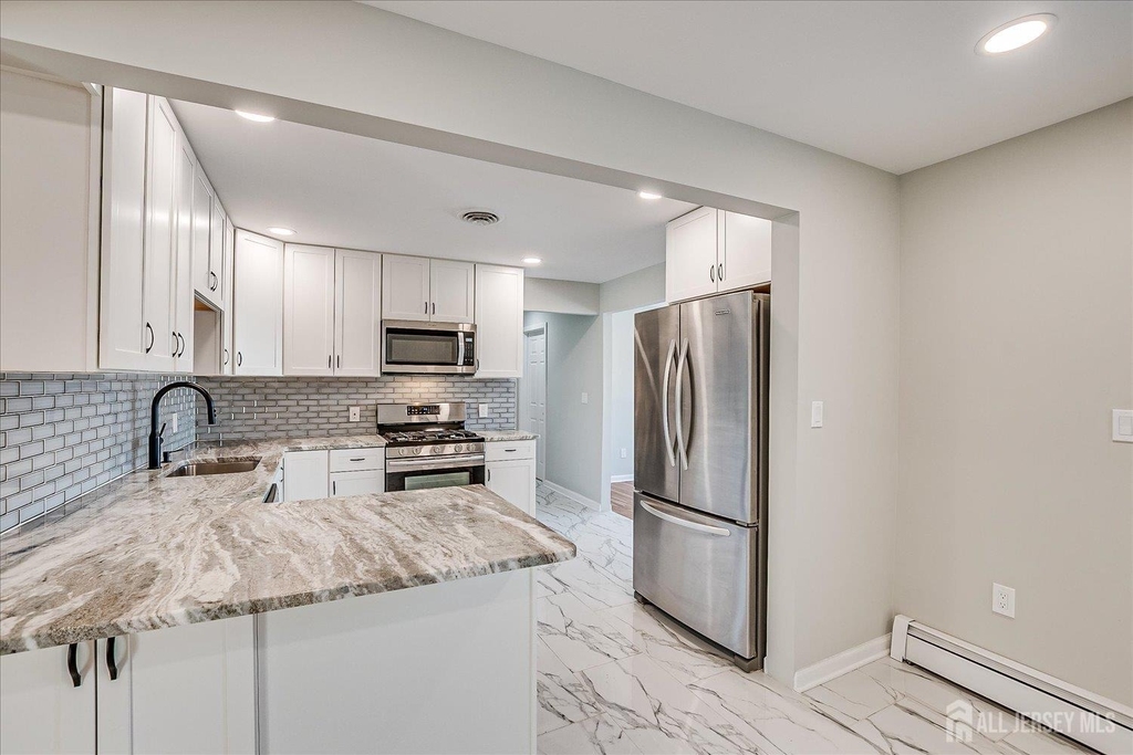 145 Somerset Avenue - Photo 7