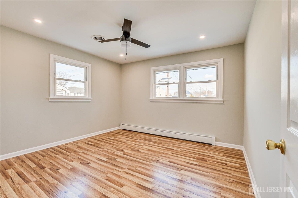 145 Somerset Avenue - Photo 20