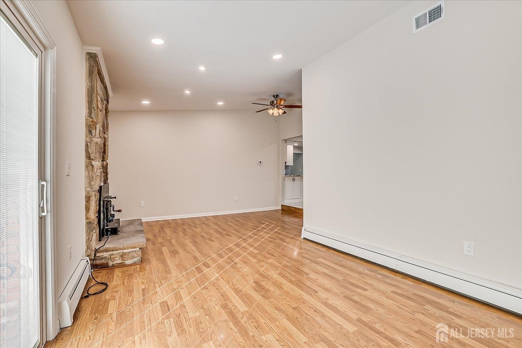 145 Somerset Avenue - Photo 14