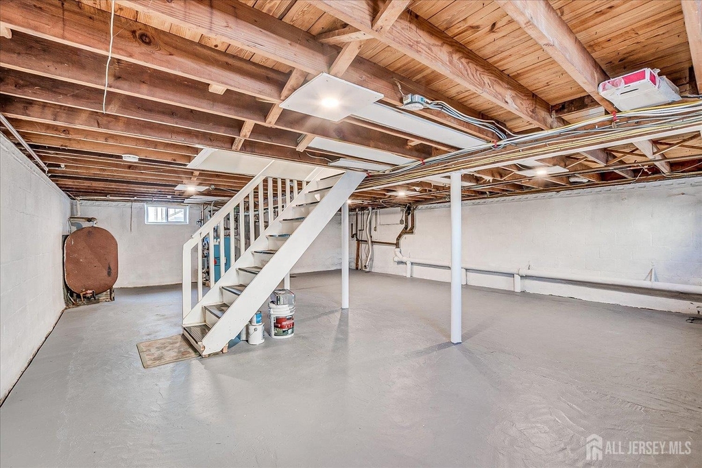 145 Somerset Avenue - Photo 24