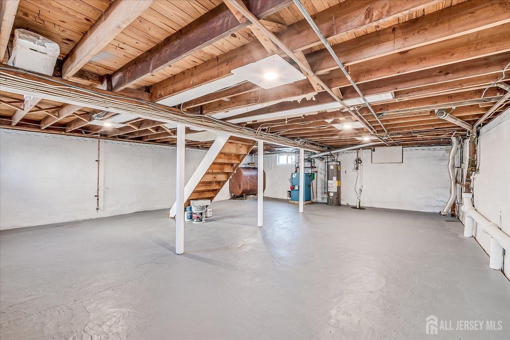 145 Somerset Avenue - Photo 25