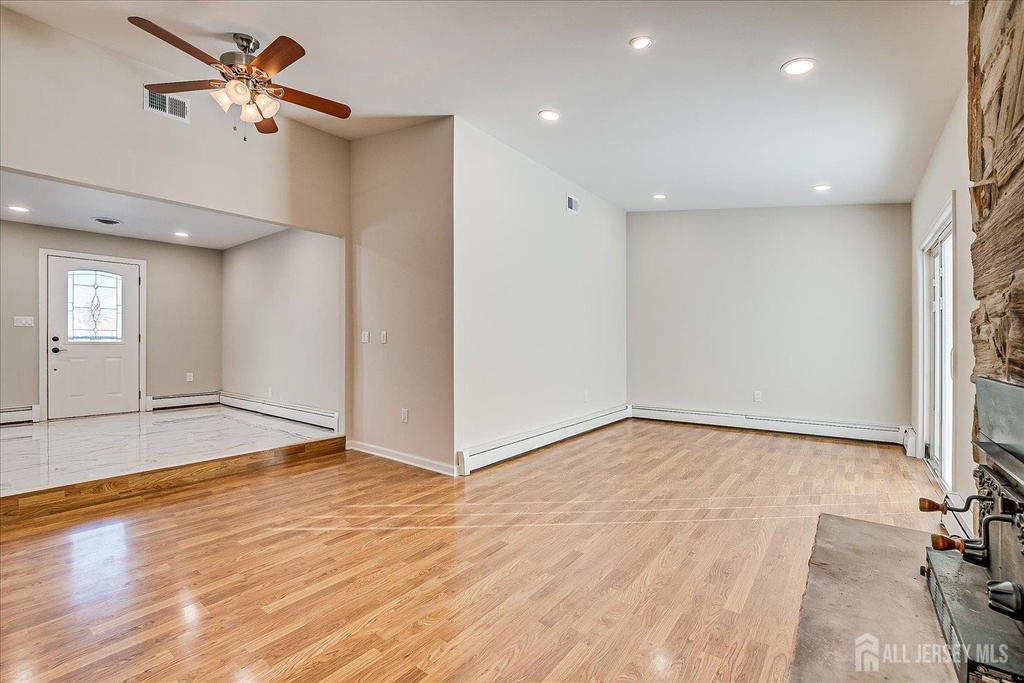 145 Somerset Avenue - Photo 12