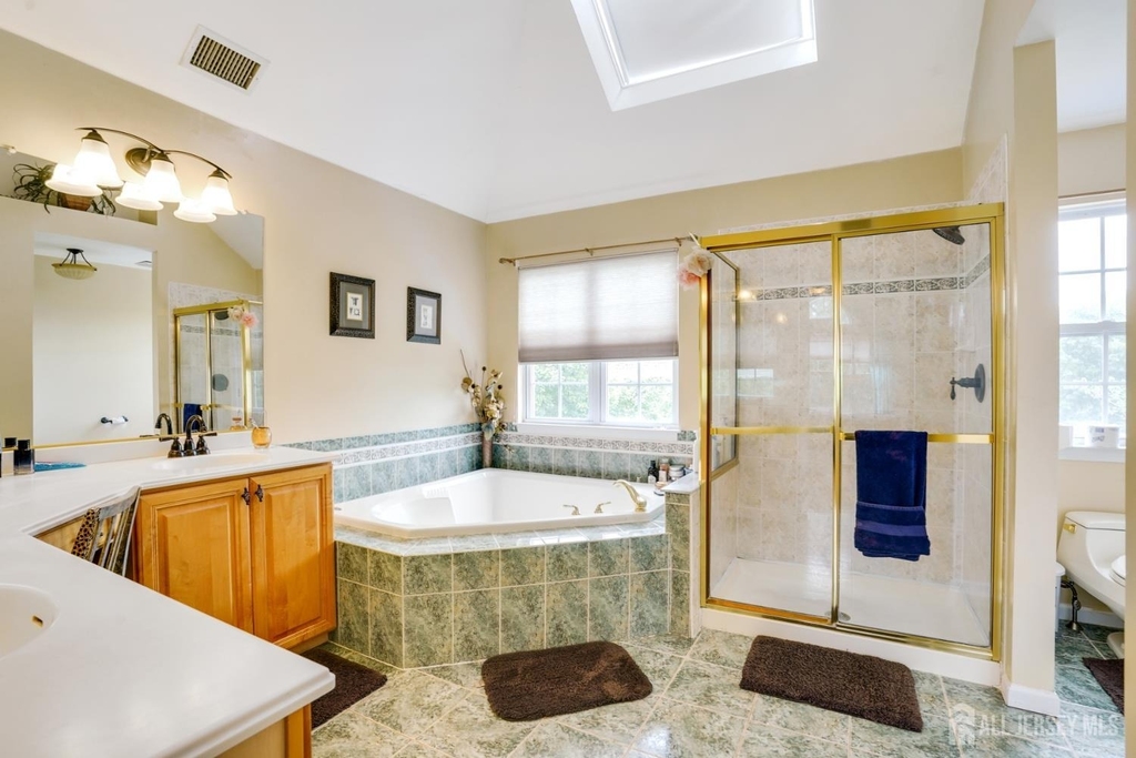 10 Crestwood Street - Photo 6