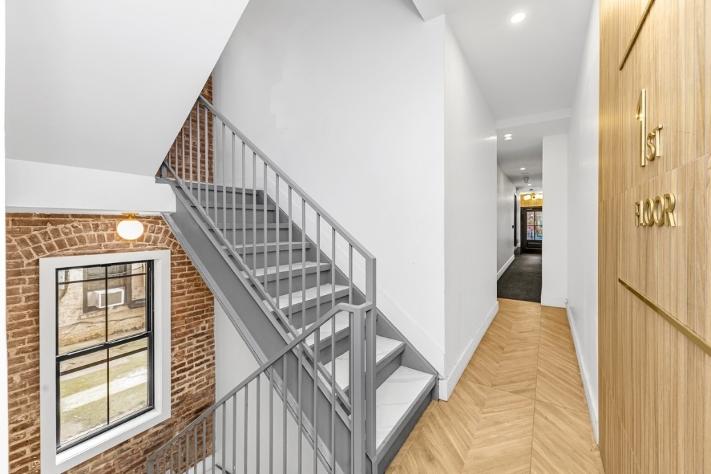 356 W 48th Street - Photo 14