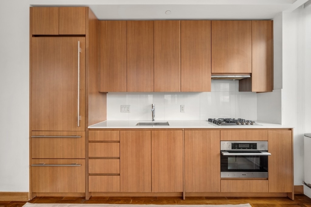 400 5th Avenue - Photo 3