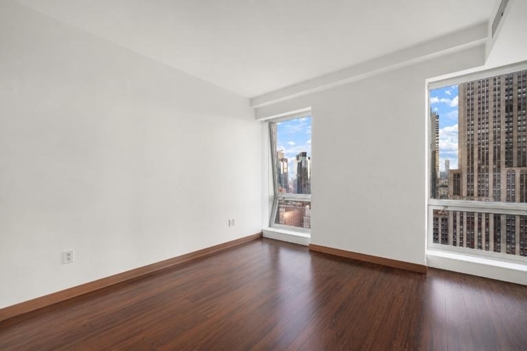 400 5th Avenue - Photo 5