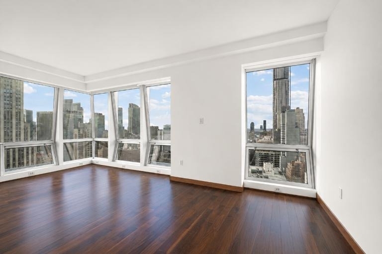 400 5th Avenue - Photo 2