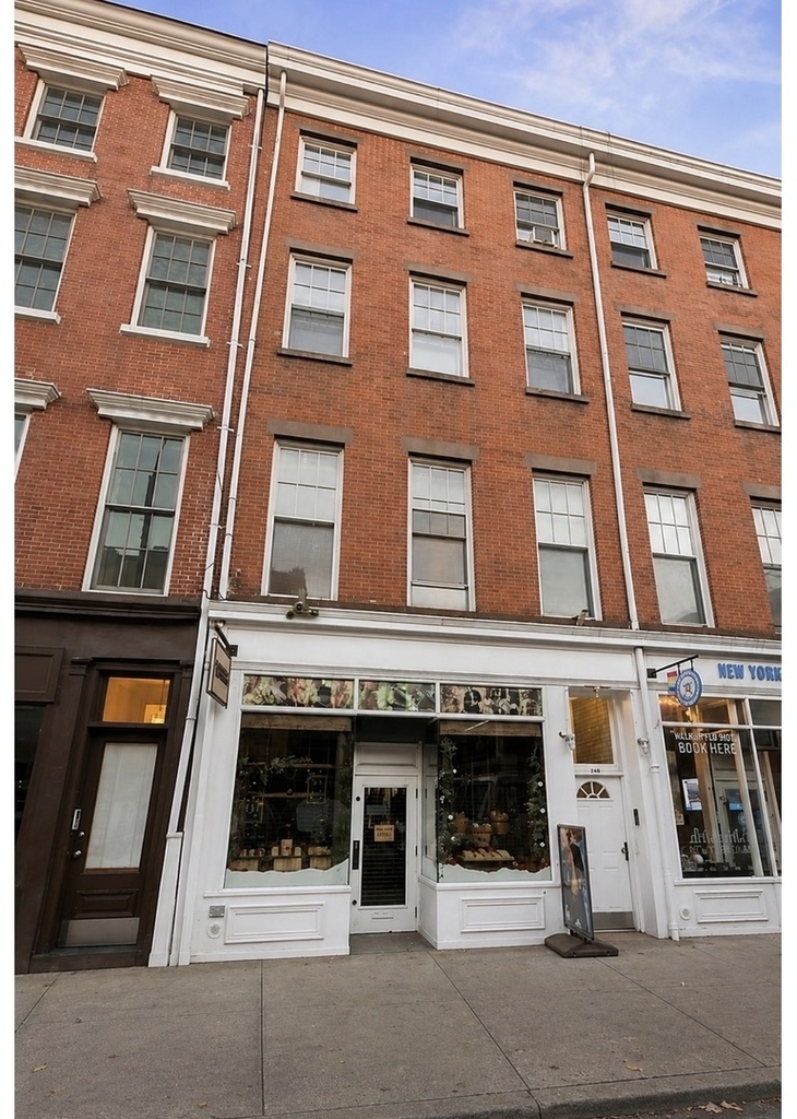 310 Bleecker Street - Photo 1