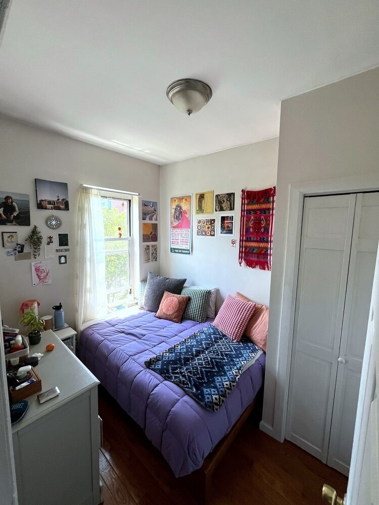 264 E 2nd Street - Photo 2