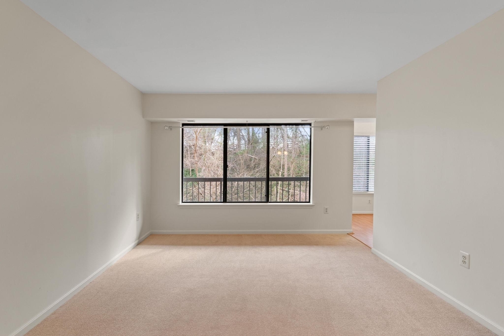 9555 Battery Heights Boulevard - Photo 3