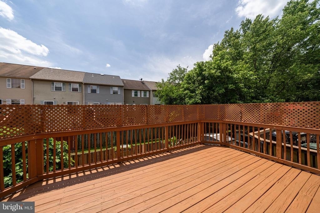 8593 Burlington Court - Photo 34