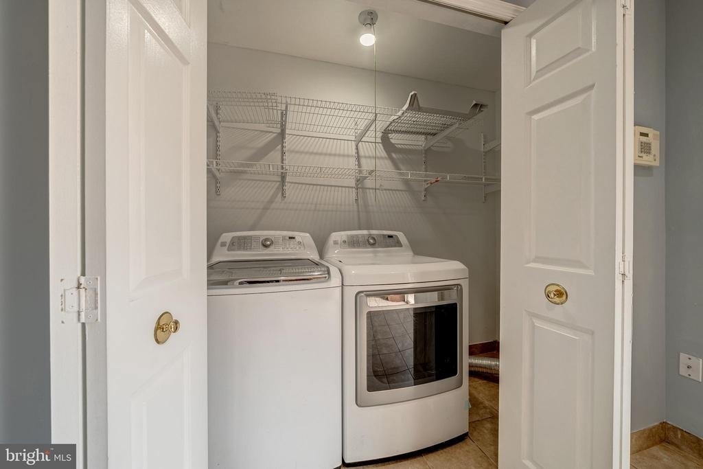 8593 Burlington Court - Photo 16