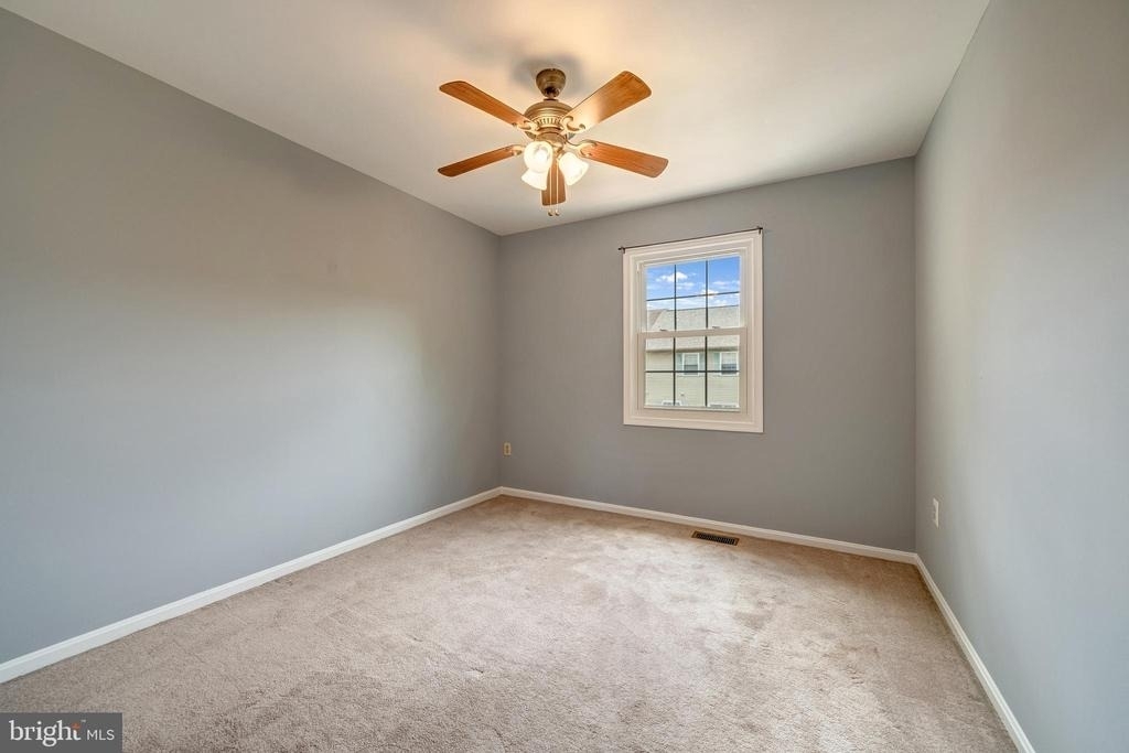 8593 Burlington Court - Photo 25