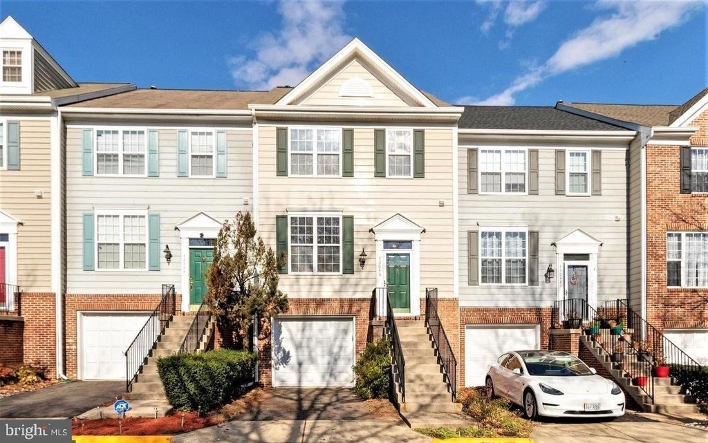 43046 Francis Square - Photo 28