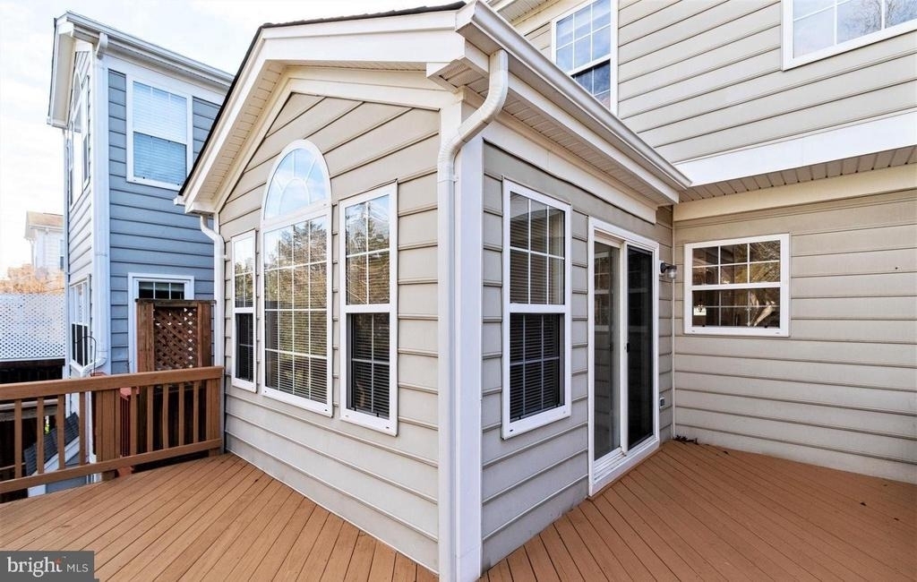43046 Francis Square - Photo 30