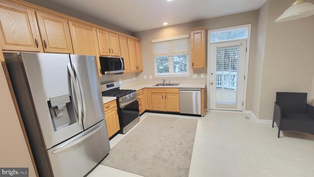 20479 Greymont Terrace - Photo 7