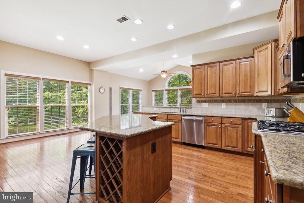 17205 Dewpoint Place - Photo 5