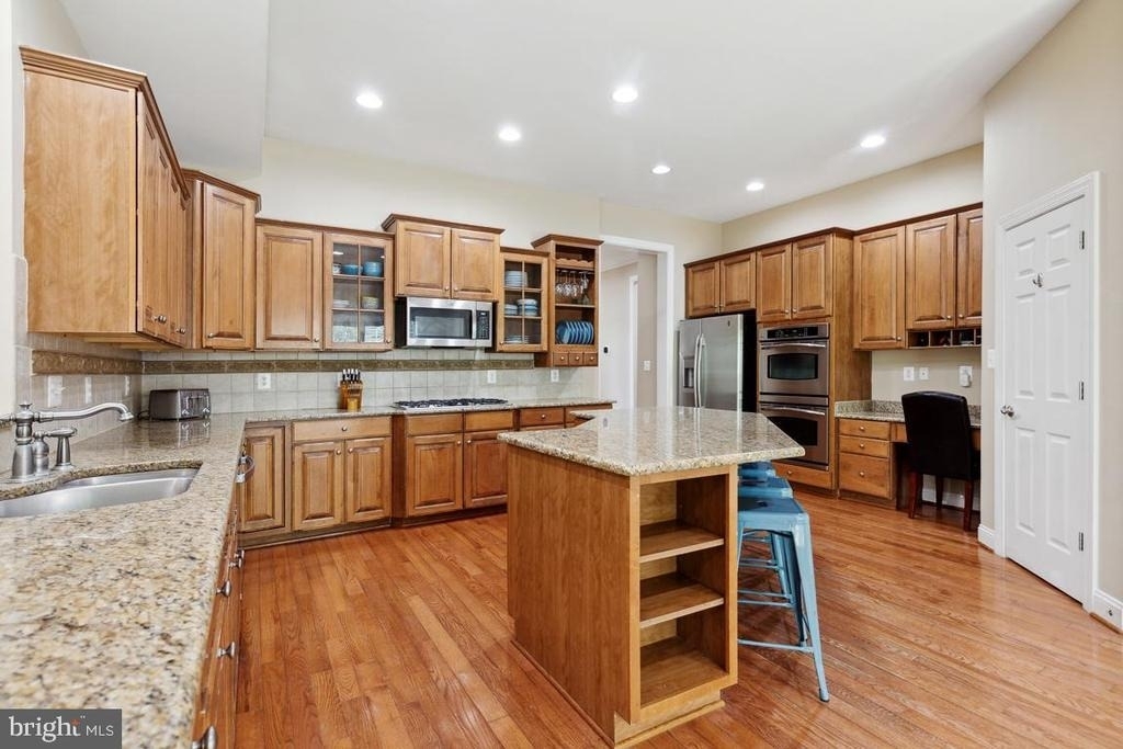 17205 Dewpoint Place - Photo 1