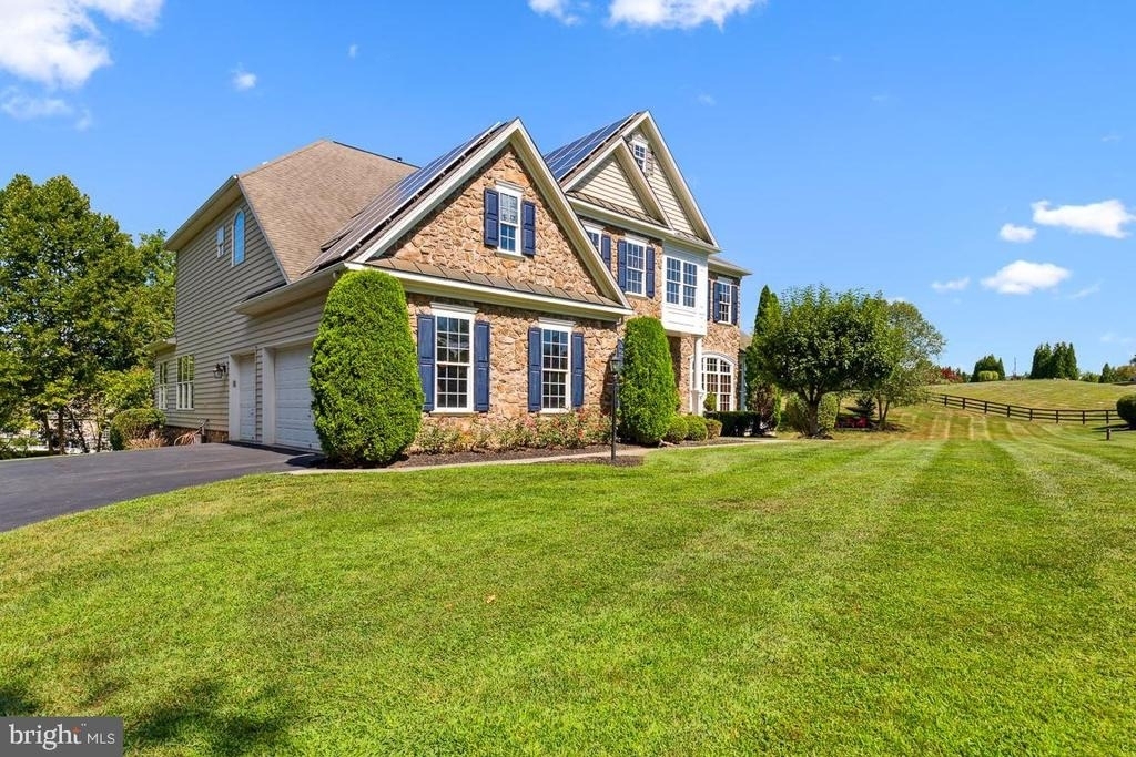 17205 Dewpoint Place - Photo 45